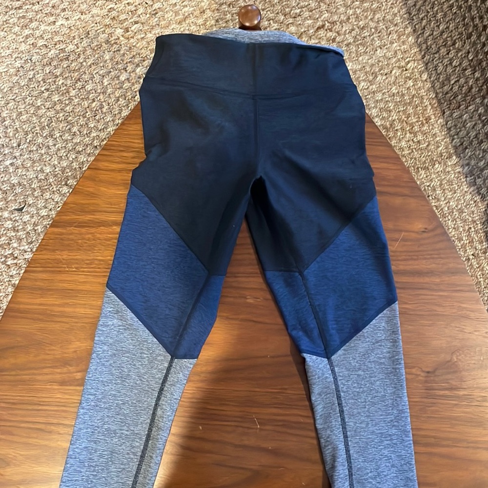Outdoor Voices Blue stripped leggings